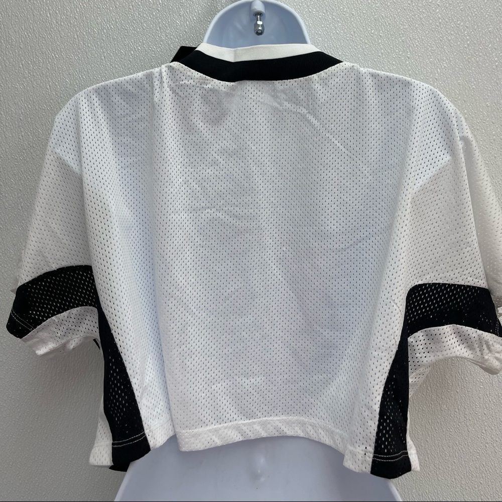 Crop top - Picture 3 of 4